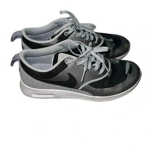 Nike Air Max Thea Gray Camo Sneakers Size 6